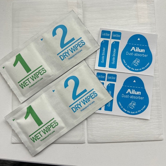 3 different types of screen protectors - Picture 11 of 16